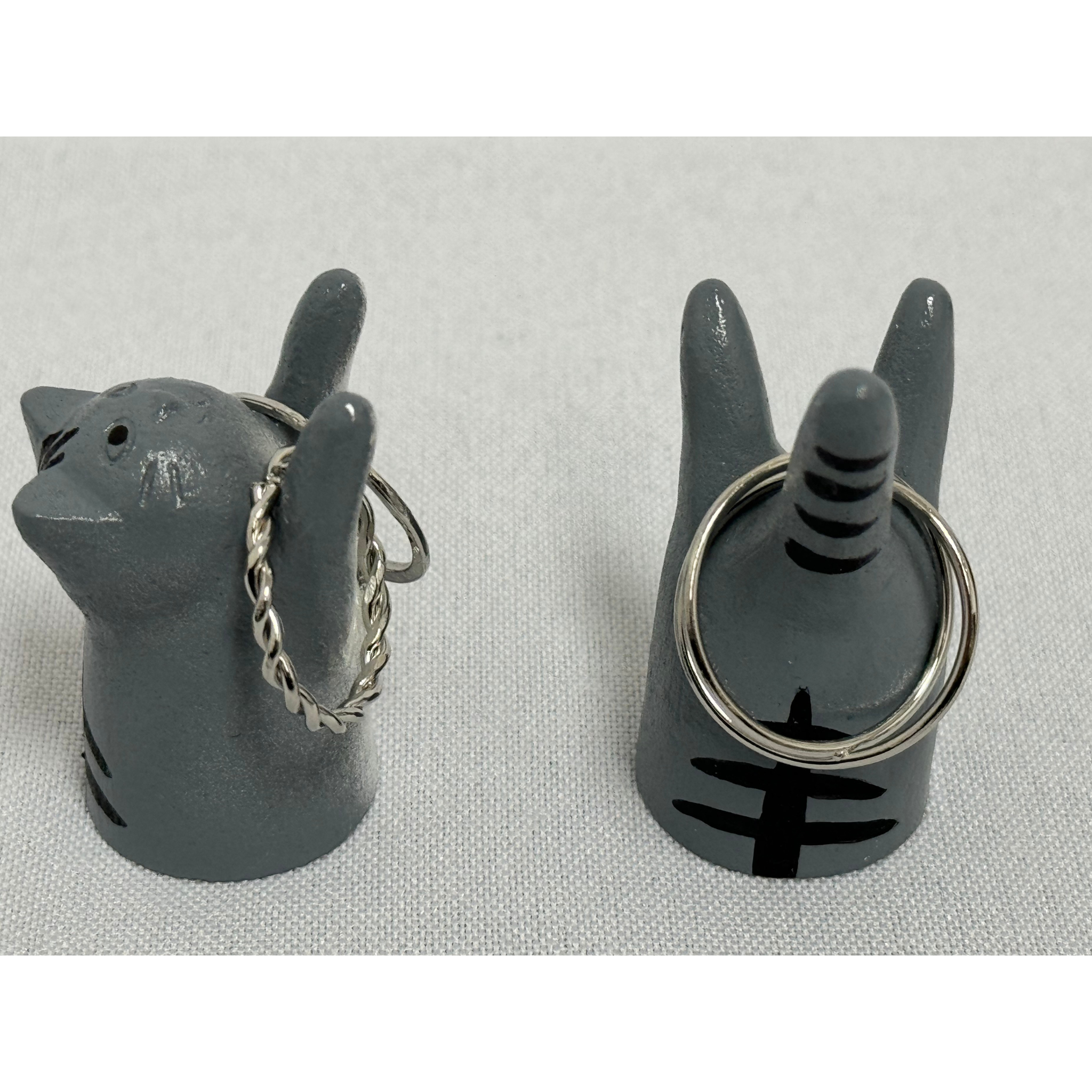 Jumping Cat Ring Stand